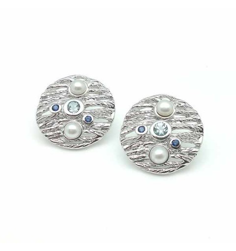 Earrings made of natural stones and silver