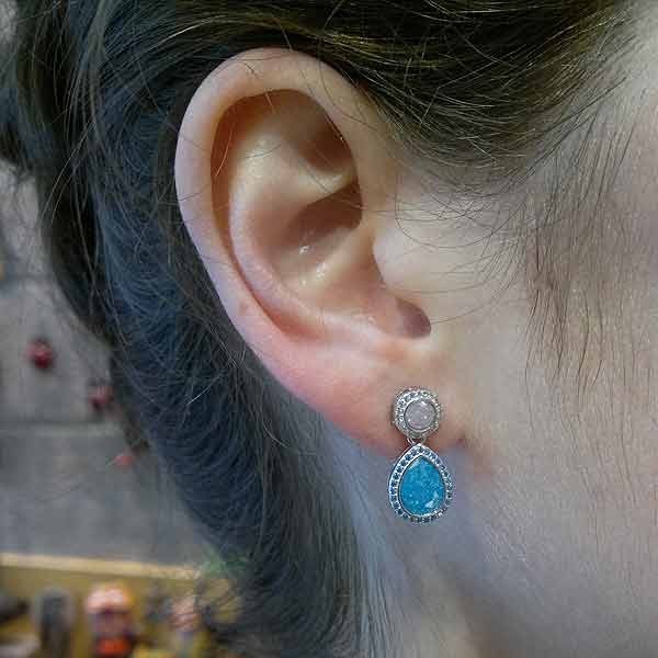 Tear zirconia earrings