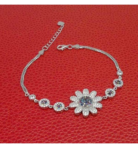 Zirconia flower bracelet