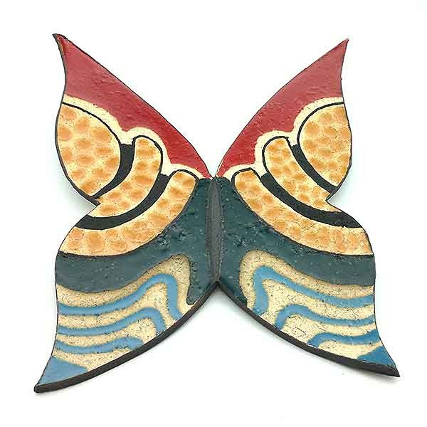 Mariposa cerámica.