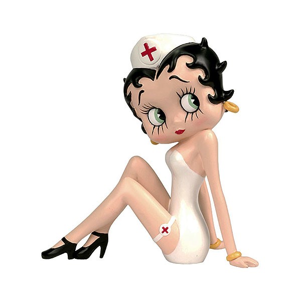 Betty Bopp enfermera sentada