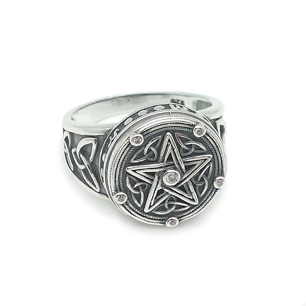 Silver ring, tetragramatón.
