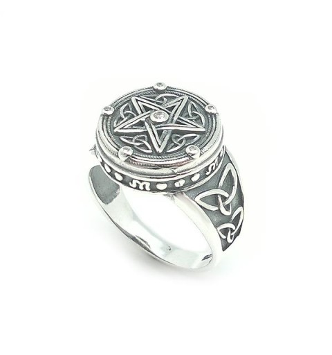 Silver ring, tetragramton.