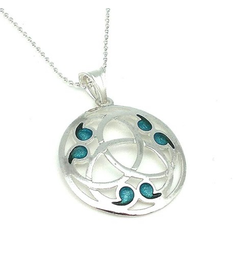 Celtic pendant, in the shape of a triquette, made of sterling silver and fire enamel.