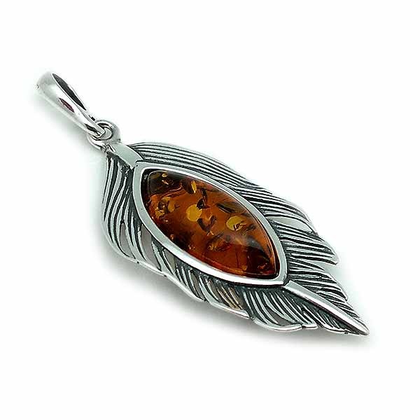 Leaf pendant, in silver and amber.