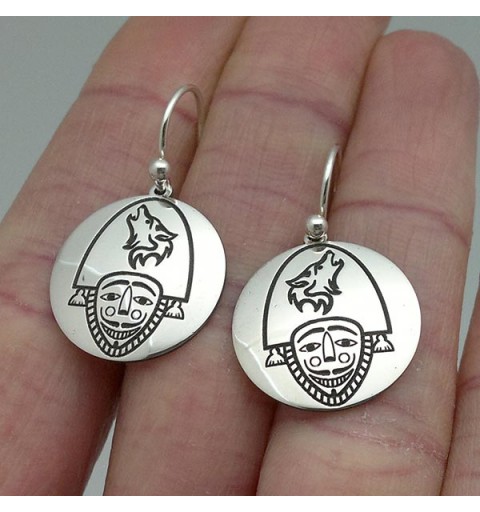 Peliqueiro, felo or cigarrón earrings. In sterling silver.