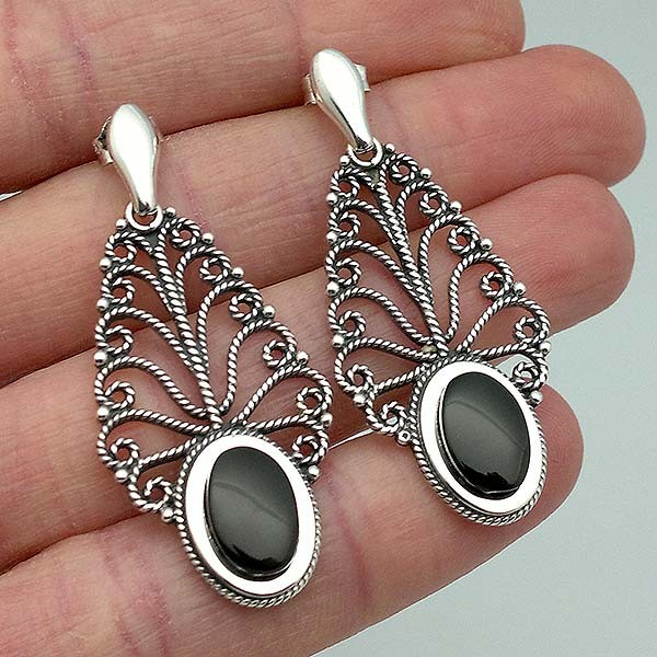 Leaf-shaped earrings, made of sterling silver and jet.