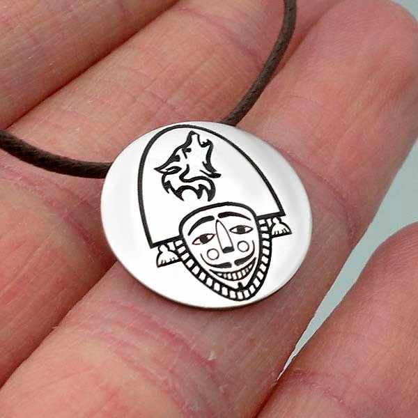 Colgante, cigarrón pequeño, en plata de ley