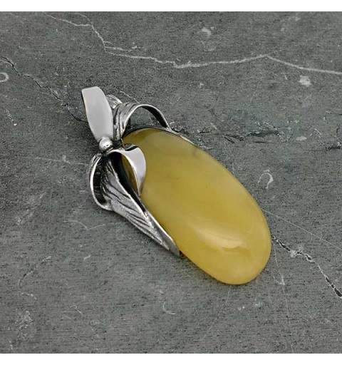 Colgante ámbar lazo