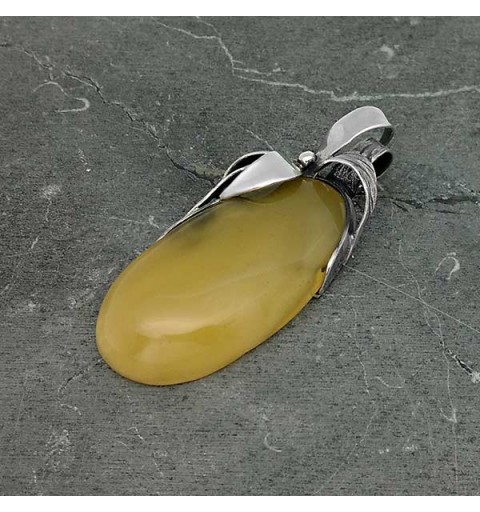 Colgante ámbar lazo