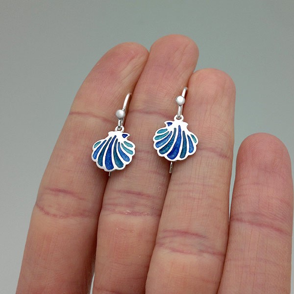 Santiago shell earrings