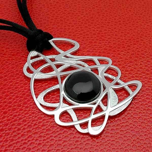 Colgante plata y azabache