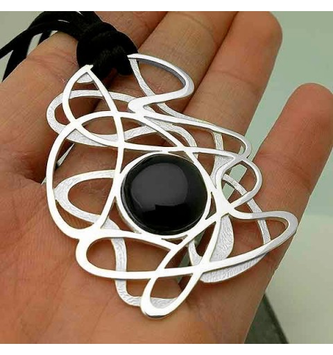 Colgante plata y azabache