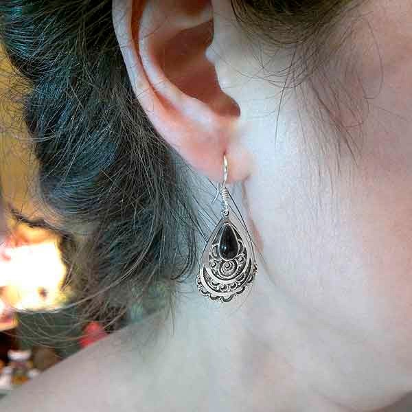 Pendientes largos azabache