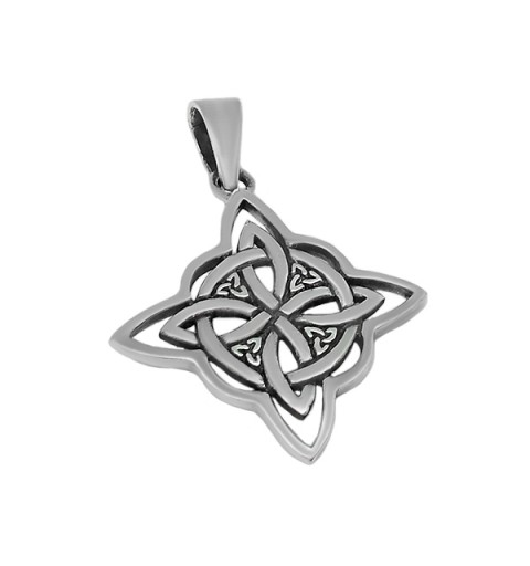 Witch knot pendant with triquetas