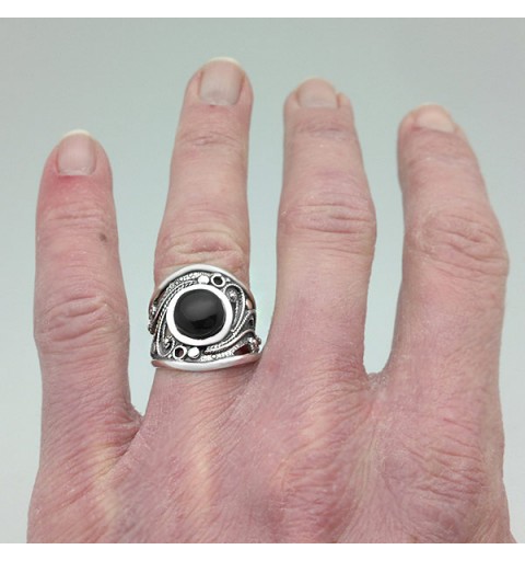 Anillo filigrana y azabache