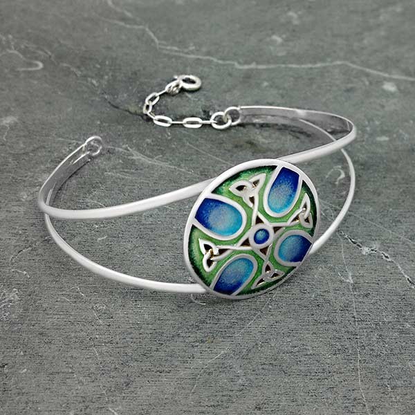 Silver bracelet with Celtic cross