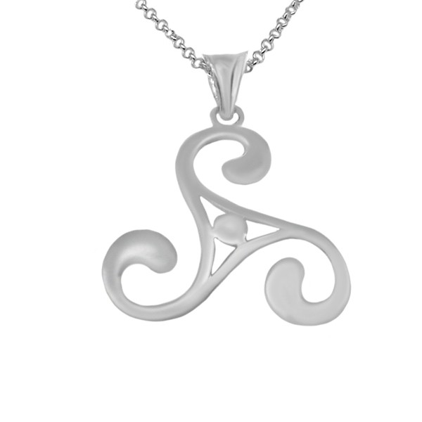 Colgante trisquel calado