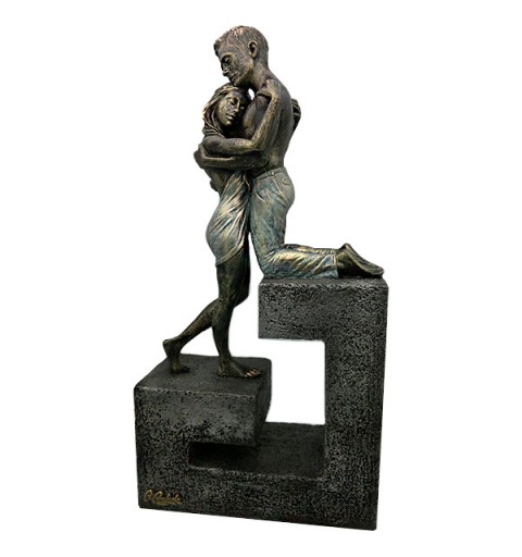 Figura Ternura, de Ángeles Anglada.