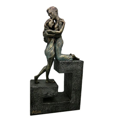 Figura Ternura, de Ángeles Anglada.