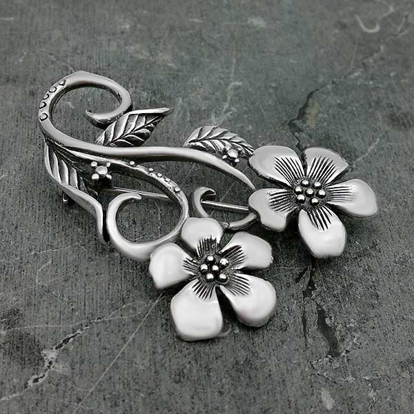 Broche flores de plata