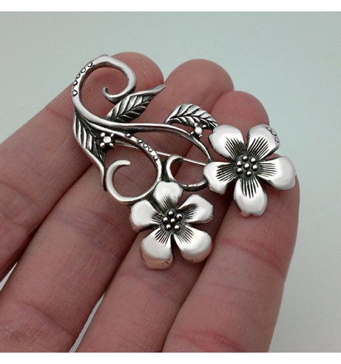Broche flores de plata