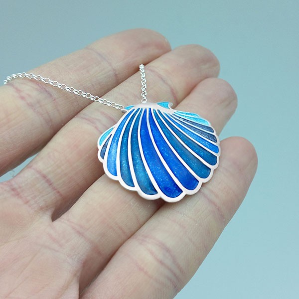 Colgante concha del camino, tamaño grande