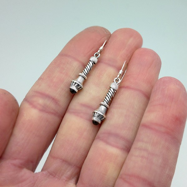 Pendientes finos tipo torque