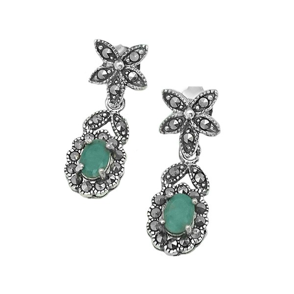 Pendientes cortos de esmeraldas