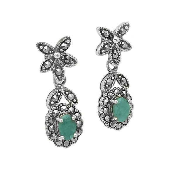 Pendientes cortos de esmeraldas