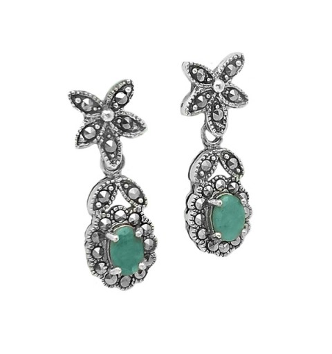 Pendientes cortos de esmeraldas