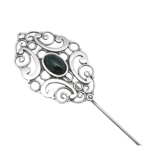 Broche tipo alfiler, en plata de ley y azabache.